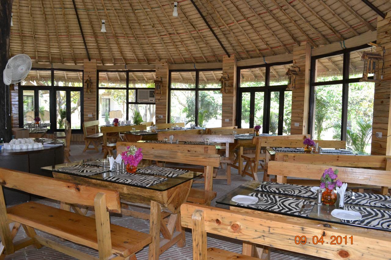 Corbett Wild Iris Spa And Resort Rāmnagar Exterior foto